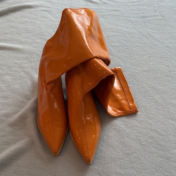 Tibi Patent Bronson Boot in caramel - Picture 2 of 6